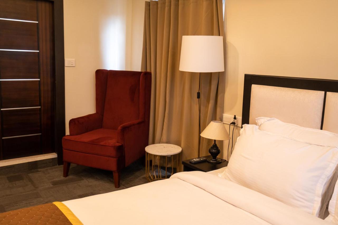 Royale Lalawi Hotel Аиджал Экстерьер фото